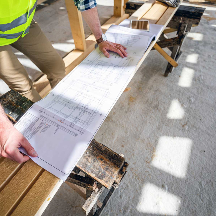 Arquitectos Técnicos, Ingenieros y Proyectistas